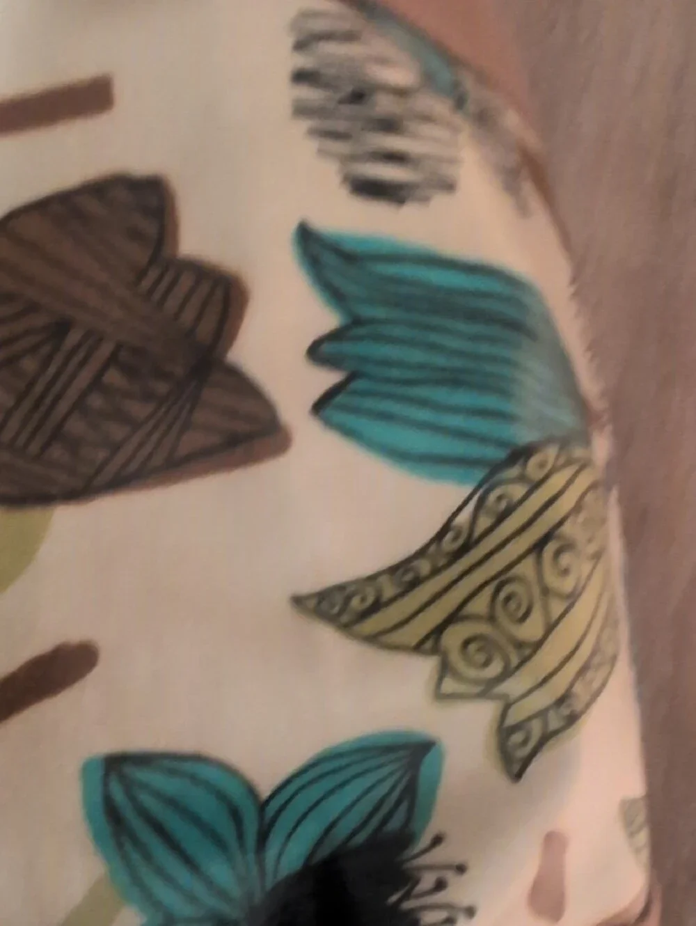 Fossil Stylish Floral Weekender Bag - Brown, Teal & Cream